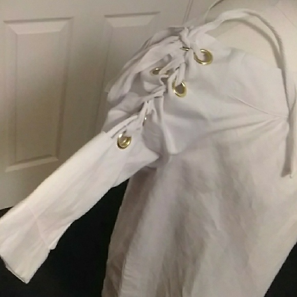 Linen Top - Picture 3 of 4